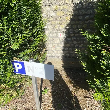 Super Avec Parking - 440 Apartment *